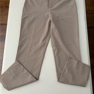 NWOT GAP Women’s Dress Chinos